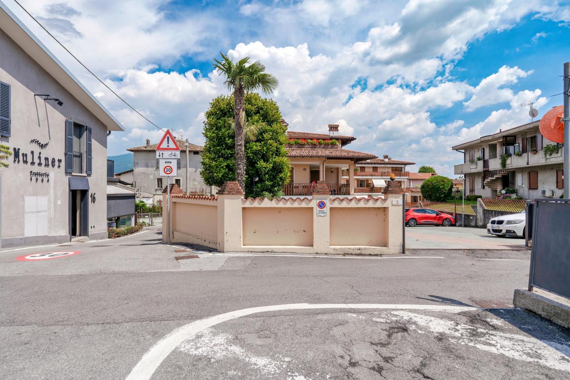 Appartamento La Casa Di Giuliano Iseo Esterno foto